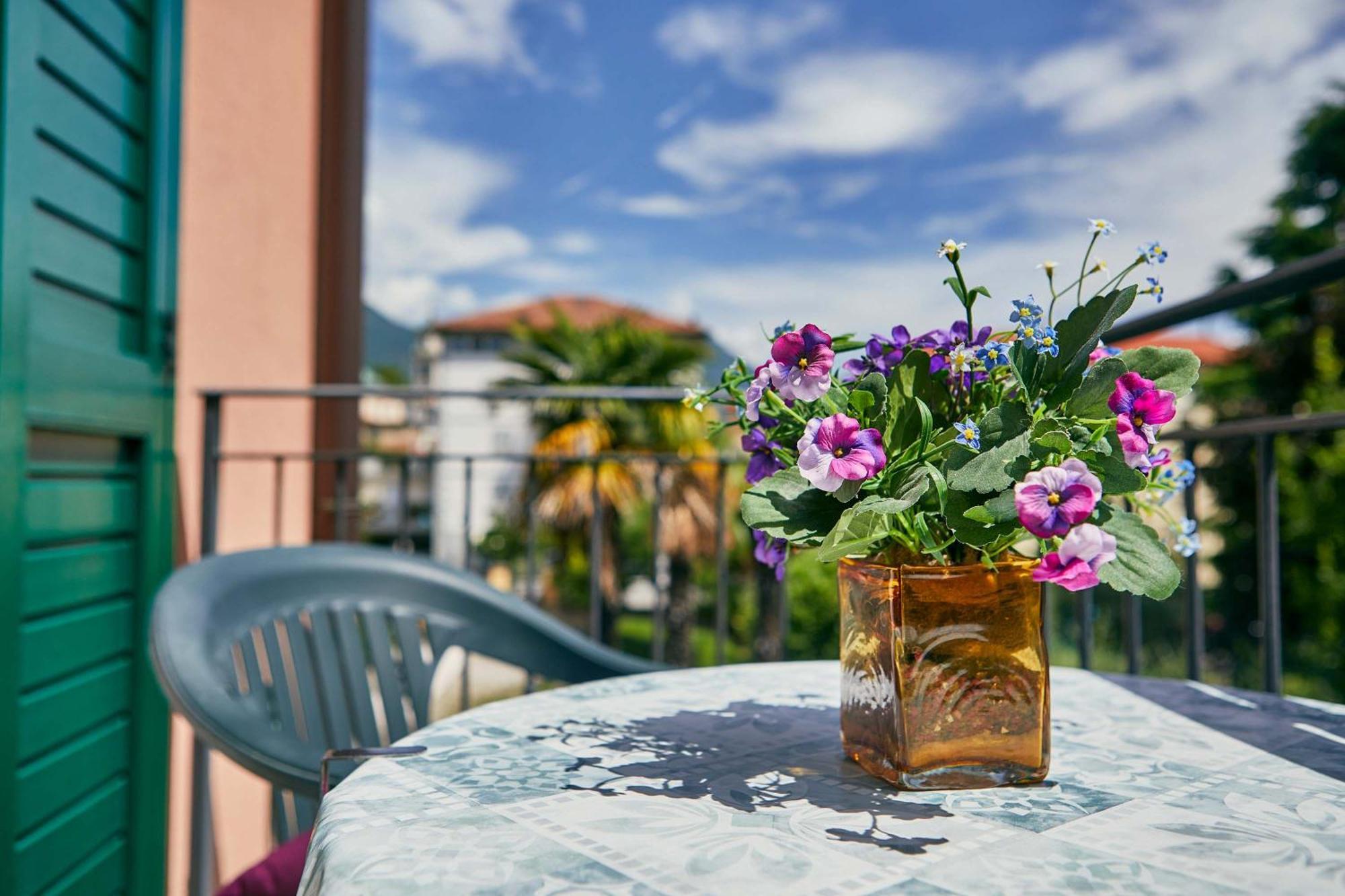 Bella Villa Apartments Riva del Garda Luaran gambar